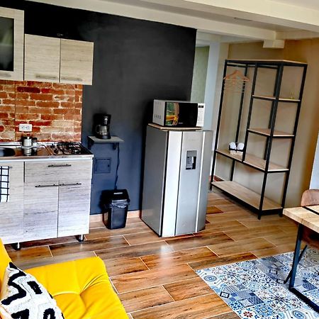 Confortable Apartamento A 20 Mt Del Parque Principal 살렌토 외부 사진
