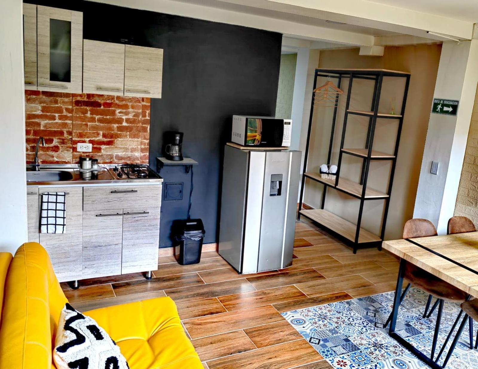 Confortable Apartamento A 20 Mt Del Parque Principal 살렌토 외부 사진