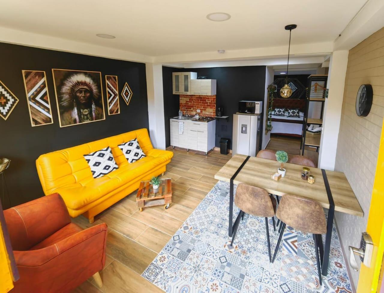 Confortable Apartamento A 20 Mt Del Parque Principal 살렌토 외부 사진